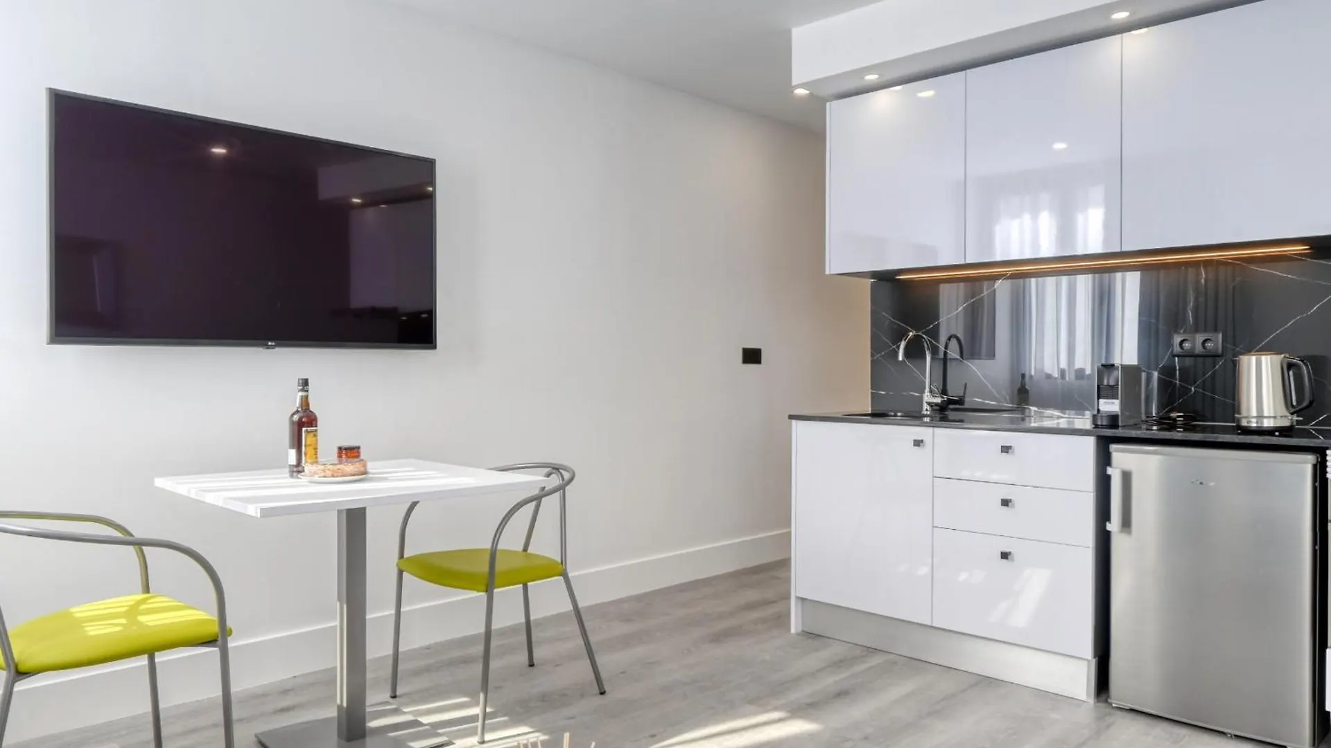 Bse15 Apartments 4J, A Home In Madeira 丰沙尔 葡萄牙